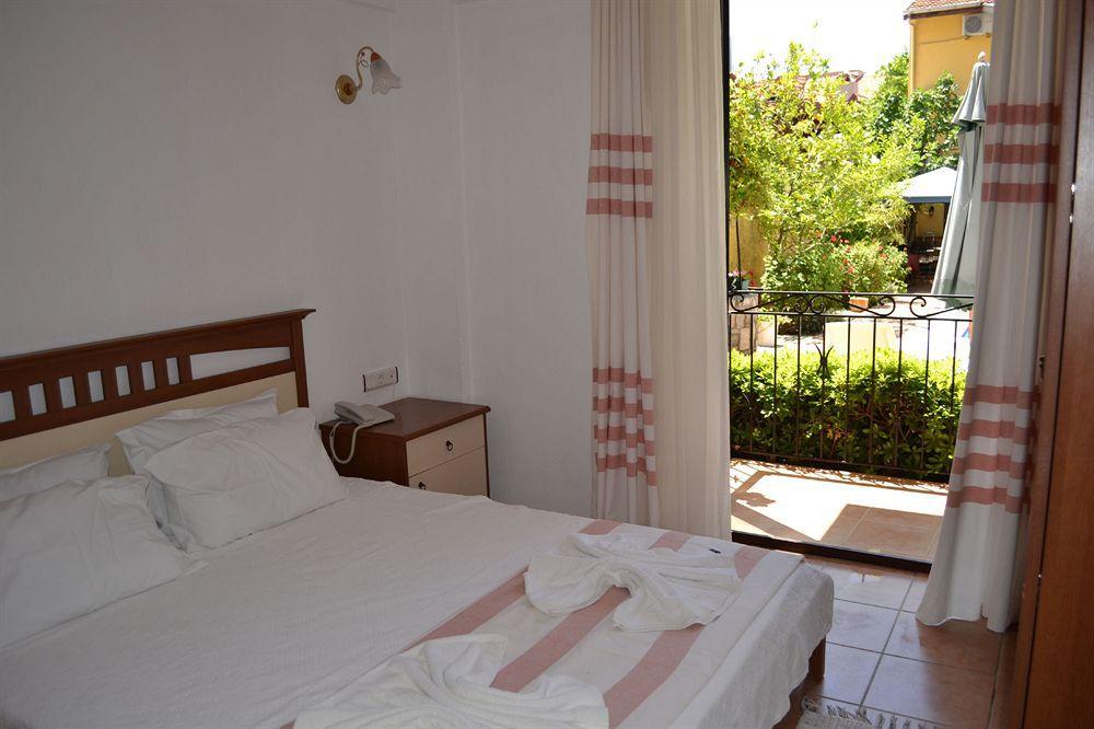 Villa Danlin Hotel Гёчек Экстерьер фото